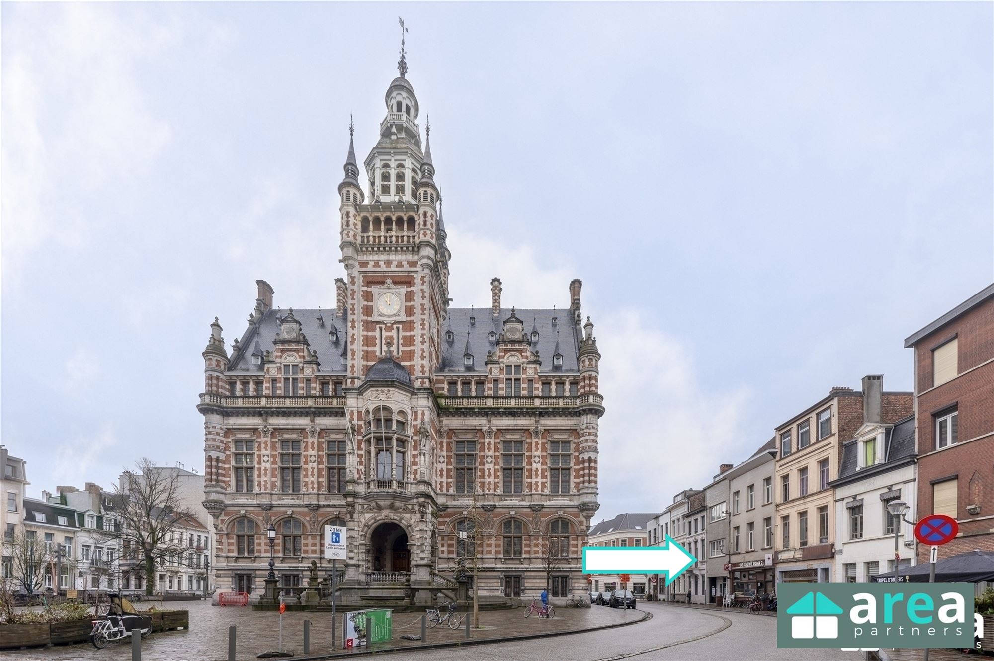 Ruim handelsgelijkvloers 150m² op toplocatie in Boho! - foto 4