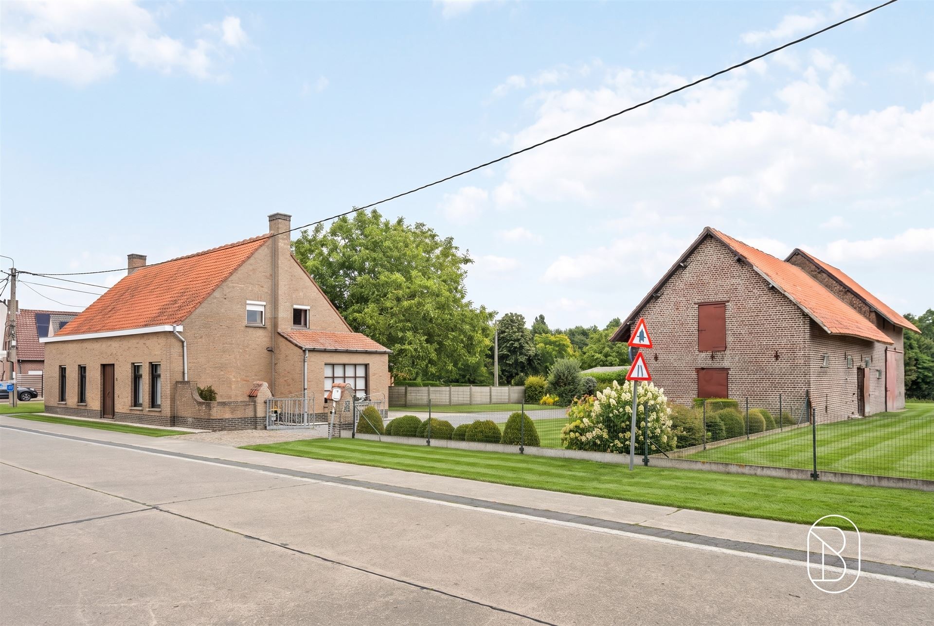 Eigendom met schuur en weide, op 1,6 hectare. - foto 4