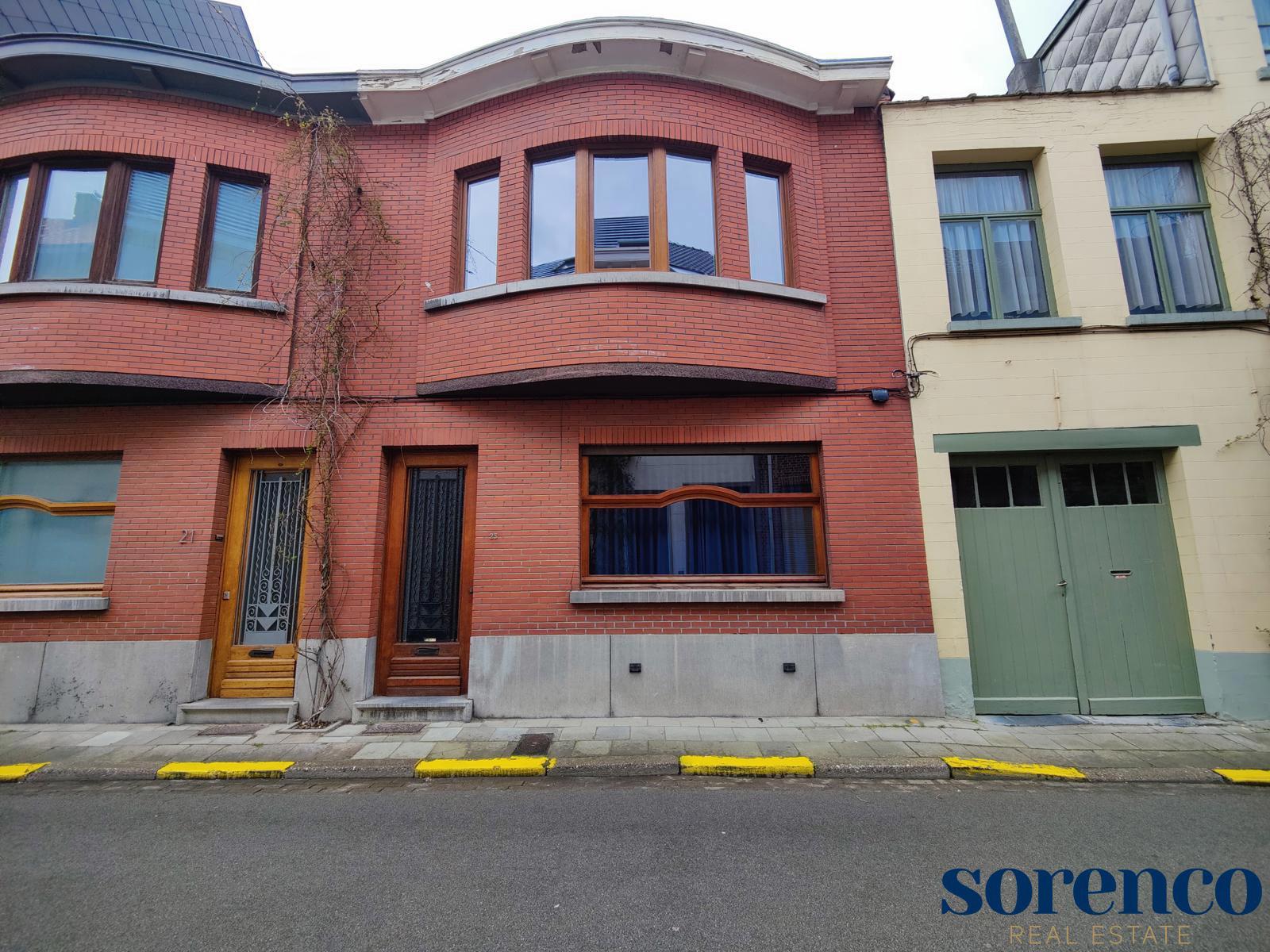 Charmante woning met 3 SLPK. en tuin | Centrum Mechelen - foto 1