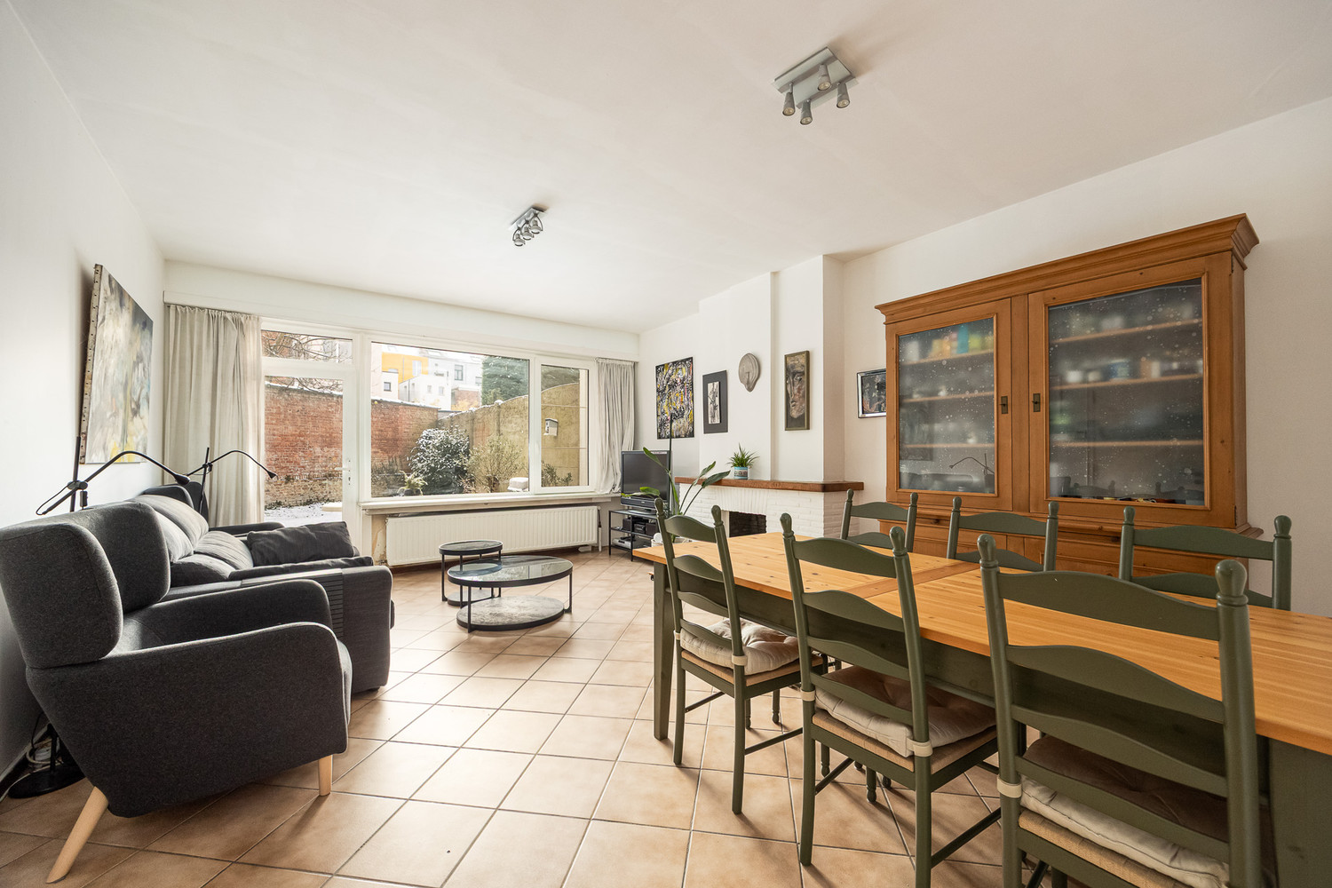 Charmante gezinswoning met 4 -slk en garage - photo 3