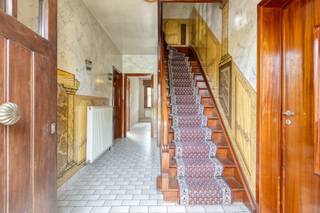 RUWE DIAMANT TE BIERBEEK: TOTAALRENOVATIE VOL POTENTIEEL OP RUIM PERCEELEen meesterwerk in z’n ruwste vorm. Carte blanche als opportuniteit. Dat is...