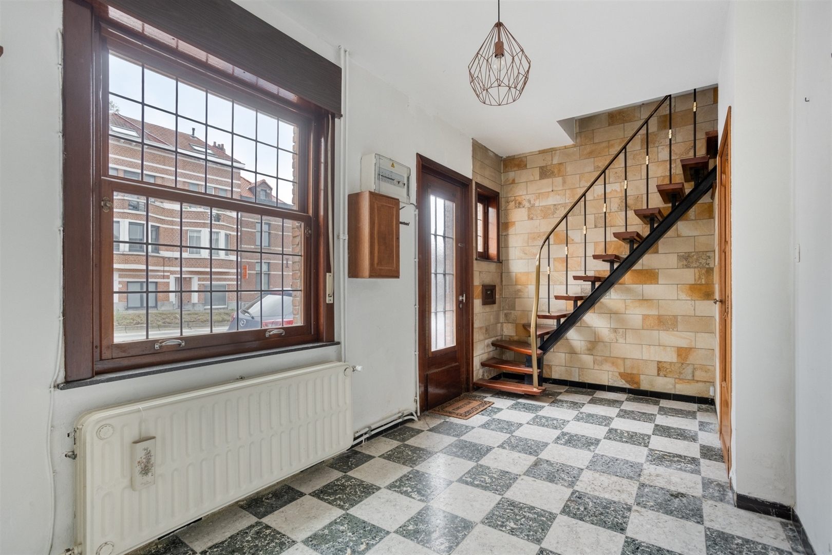 Gezellige woning met leuke stadstuin en garagebox. - foto 5