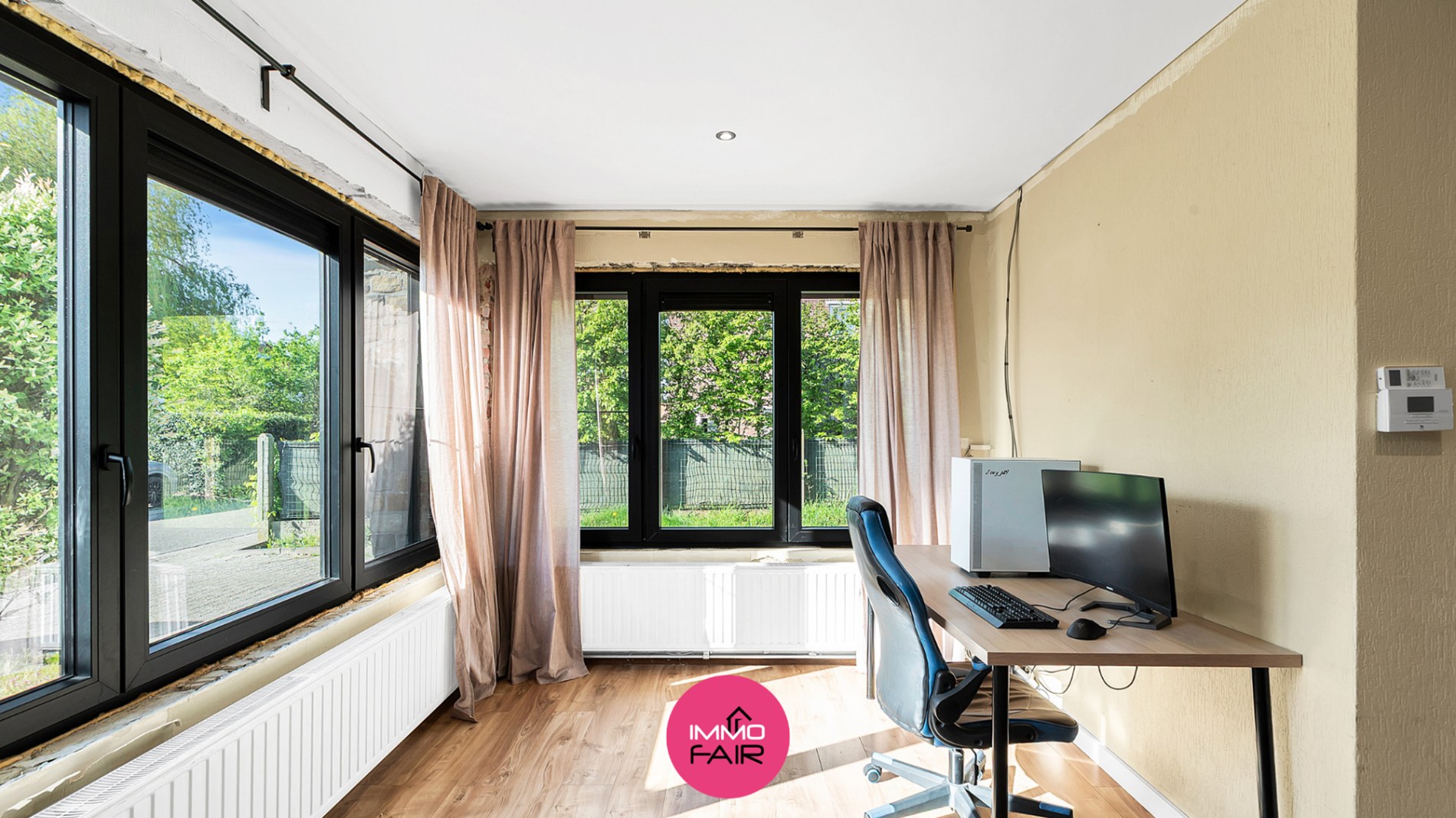 Grotendeels gerenoveerde woning in bosrijk gebied! - foto 5