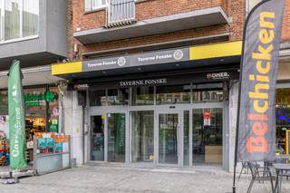 Casco handelsruimte te koop op het Rector De Somerplein te Leuven. Rector De Somerplein is gelegen in het historische centrum en maakt de...