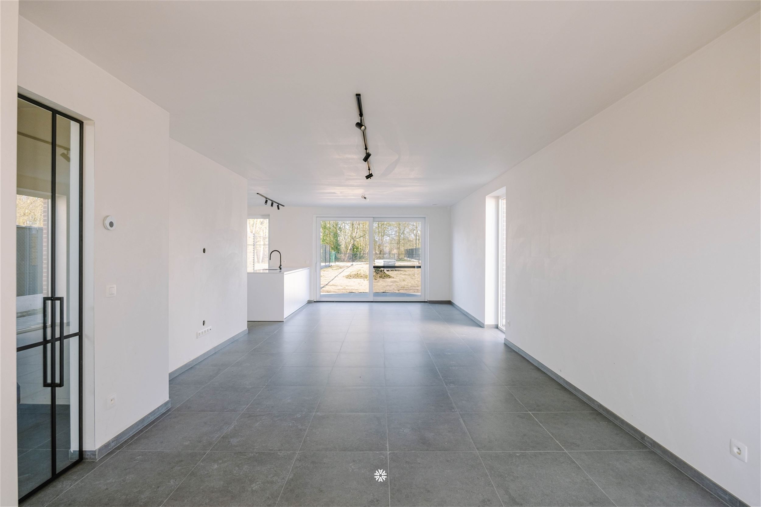  Moderne Nieuwbouwwoning met landelijk uitzicht in Waasmunster - foto 3