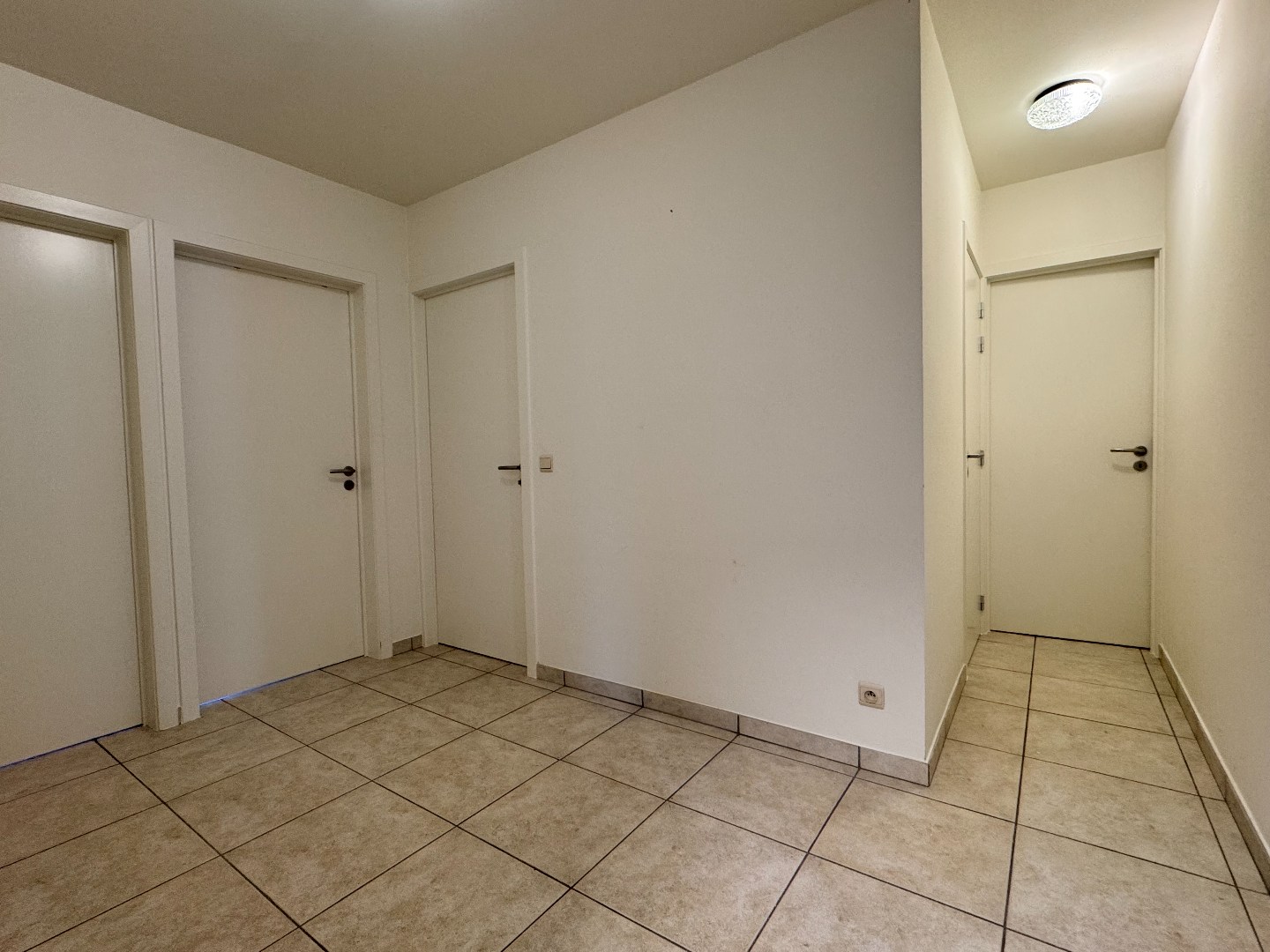 Appartement op de eerste verdieping met terras en garage te Zulte. - foto 5