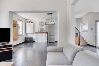 Very quietly located this spacious 3-front house on a plot of 3a 70ca in Affligem. The house is located in a quiet and very child...