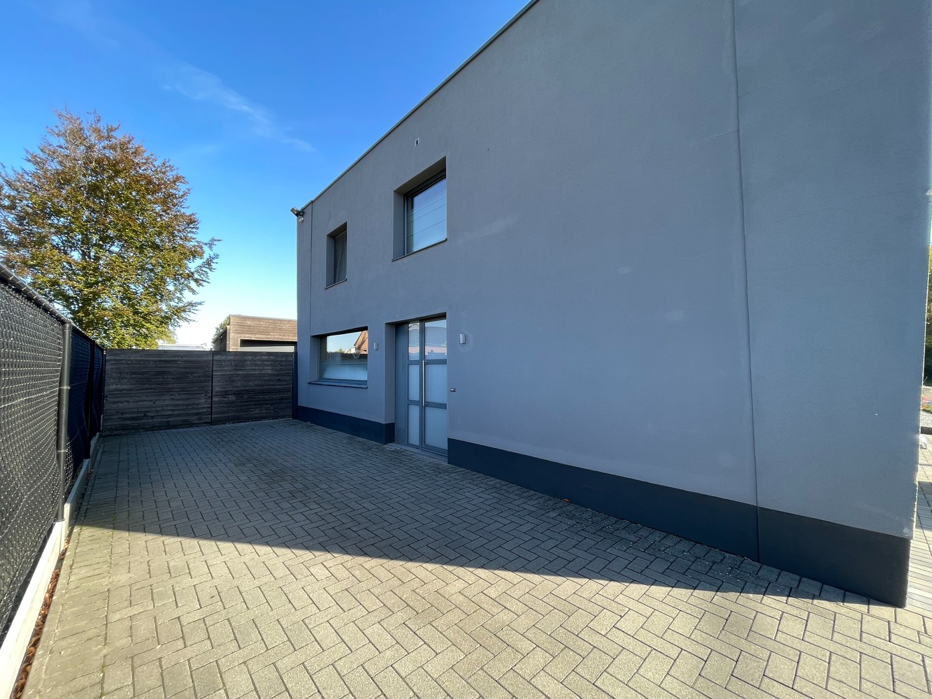 Instapklare en energiezuinige gezinswoning (4 slpks) met ruim terras en parking – Broekstraat 43, Stevoort. - foto 5