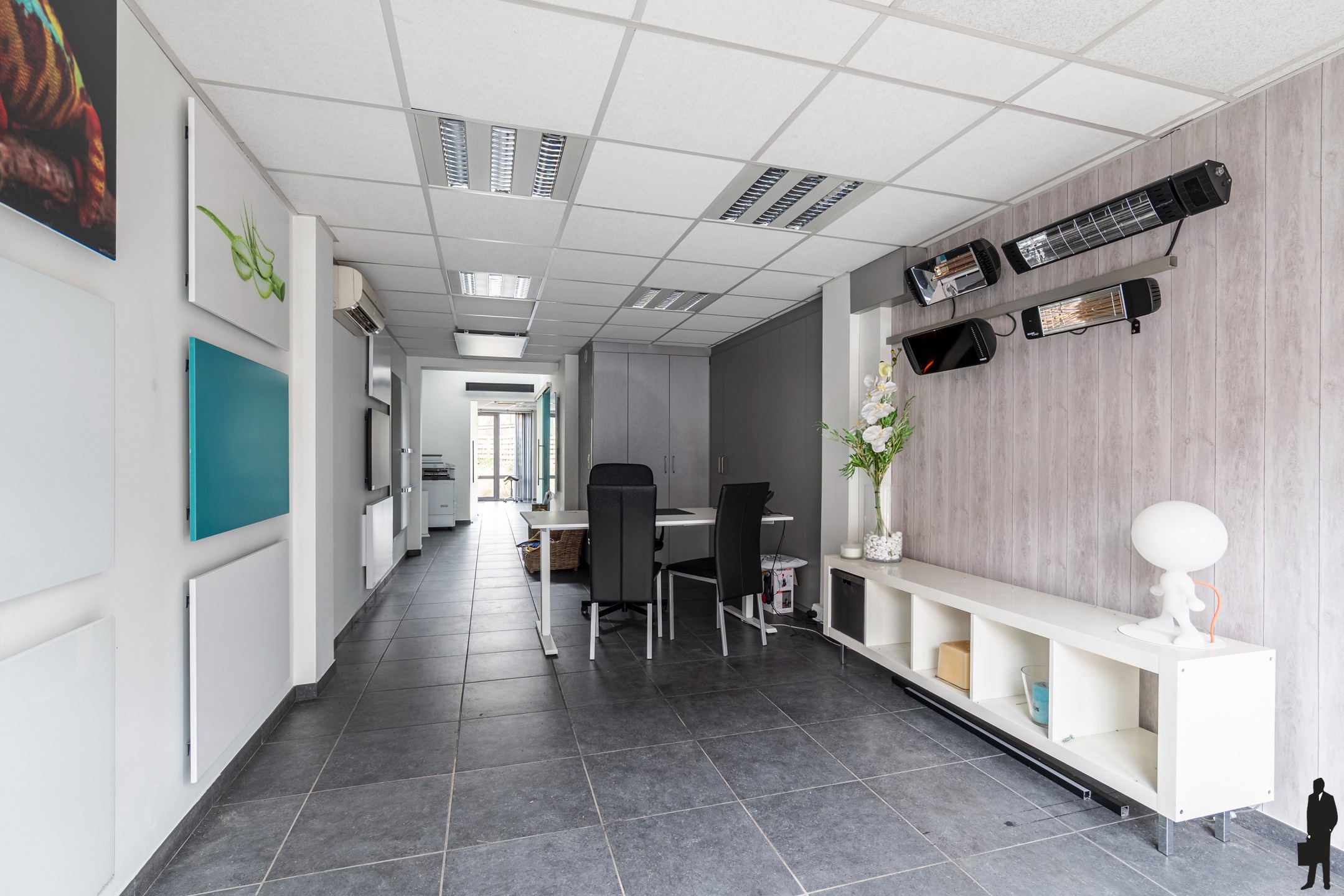 Gebouw voor gemengd gebruik in het centrum van Oostmalle - foto 2