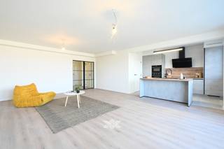 PRAKTISCH: Bezoeken voor deze eigendom verlopen uitsluitend via mijnhuurprofiel.be. Telefoneren om een afspraak te maken is helaas niet...