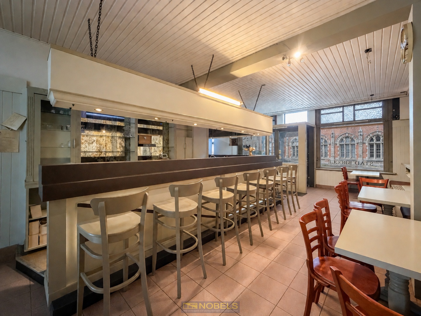 Te koop, commerciële eigendom op toplocatie aan het station van Oudenaarde - foto 5