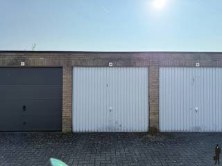 Te koop – Garagebox nr. 56 – Klaverenaard 1, Edegem – €30.000Op een strategische en vlot bereikbare locatie in Edegem, bieden wij deze praktische...