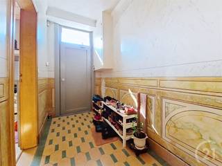 <p>Leuke woning te koop in het centrum van Beerzel!<br /><br />Deze gezellige woning heeft op het gelijkvloers een ruime inkomhal, een nieuwe keuken met alle toestellen en een leefruimte. Op de eerste verdieping is er een nachthal, een badkamer met douche en enkele wastafel, ruime slaapkamer en een wasplaats. Deze laatste kan terug omgevormd worden als slaapkamer. <br /><br />Verder is er een kelder en een kleine zolder aanwezig.<br /><br />Ideaal dus als starterswoning of als investering!<br /><br />EPC: 266 kWh/m² UC: 20250523-0003608773-RES-1<br /><br />Geen renovatieverplichting!<br /><br />Wil je deze woning bezoeken bel dan 016/90 10 21 of mail info@future-home.be.<br /><br />Wens je een gratis schatting? Vergeet dan zeker geen contact met ons op te nemen!!!<br /><br />Woongebied, Vergunning, Geen verkavelingsvergunning, Geen dagvaarding, Geen voorkooprecht</p>