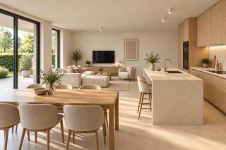 Dit charmante gelijkvloerse appartement in Kluisbergen biedt een comfortabele woonruimte van 96 m², ideaal voor wie op zoek is naar rust en gezelligheid. Het beschikt over twee ruime slaapkamers, perfect geschikt voor een gezin, koppel of als extra werk- of hobbyruimte. De lichte woonkamer, met open keuken, vormt het hart van het appartement en heeft rechtstreeks toegang tot het grote achterliggende terras.<br /><br />De woning is voorzien van een functionele badkamer die van alle nodige comfort is voorzien, zodat je dagelijks kunt genieten van een moment voor jezelf. Daarnaast zijn er twee aangename terrassen waar je volop kan ontspannen en genieten van de omliggende tuin. Door de ligging op het gelijkvloers ervaar je een extra gevoel van ruimte en natuur.<br /><br />Een extra troef is de inbegrepen carport die je beschermde parkeergelegenheid biedt, samen met een private berging in de kelder voor extra opbergruimte. Dit maakt het appartement in Kluisbergen een uitzonderlijk aanbod voor wie gemak en kwaliteit waardeert in een rustige en groene omgeving. Een ideale plek om je nieuwe thuis van te maken.