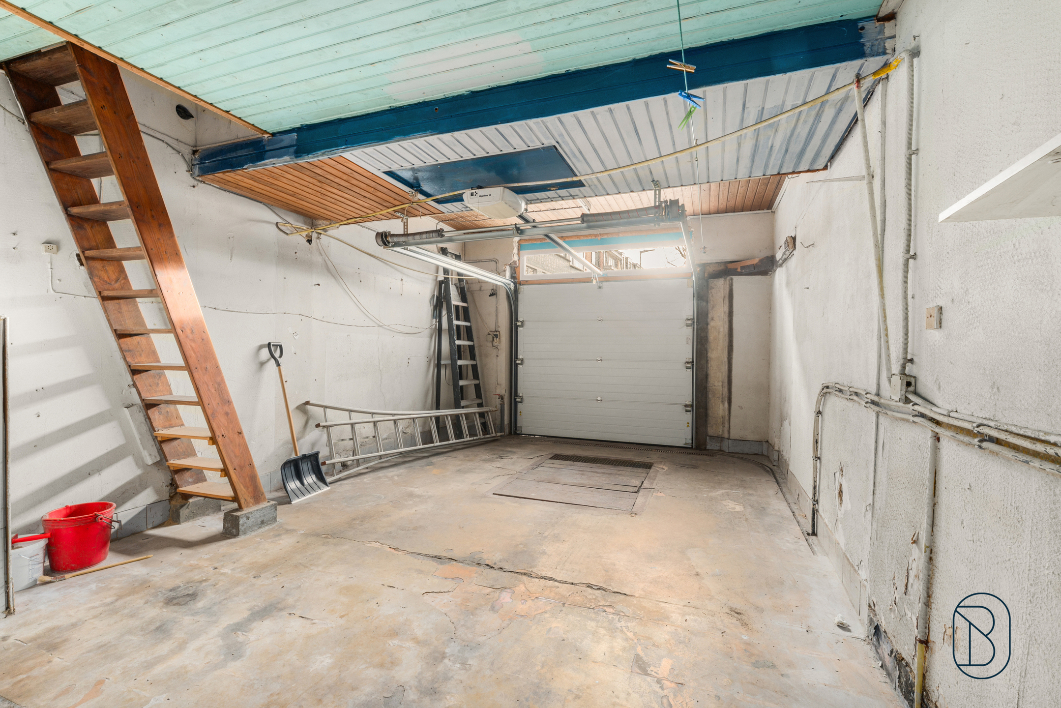 Topgelegen op te frissen woning met 5 slk en handige garage - foto 5