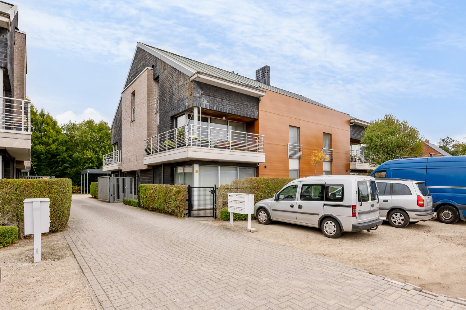 Instapklaar appartement met 2 slaapkamers en terras – centraal gelegen op de grens met Berlaar-Heikant. - foto 3