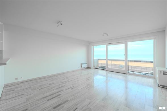 exceptional walk-through apartment with sea and dune view - photo 2