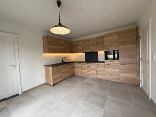 Deze karaktervolle woning bevindt zich op een uiterst gunstige en centrale ligging in Geel. Hier geniet u van de perfecte combinatie tussen...