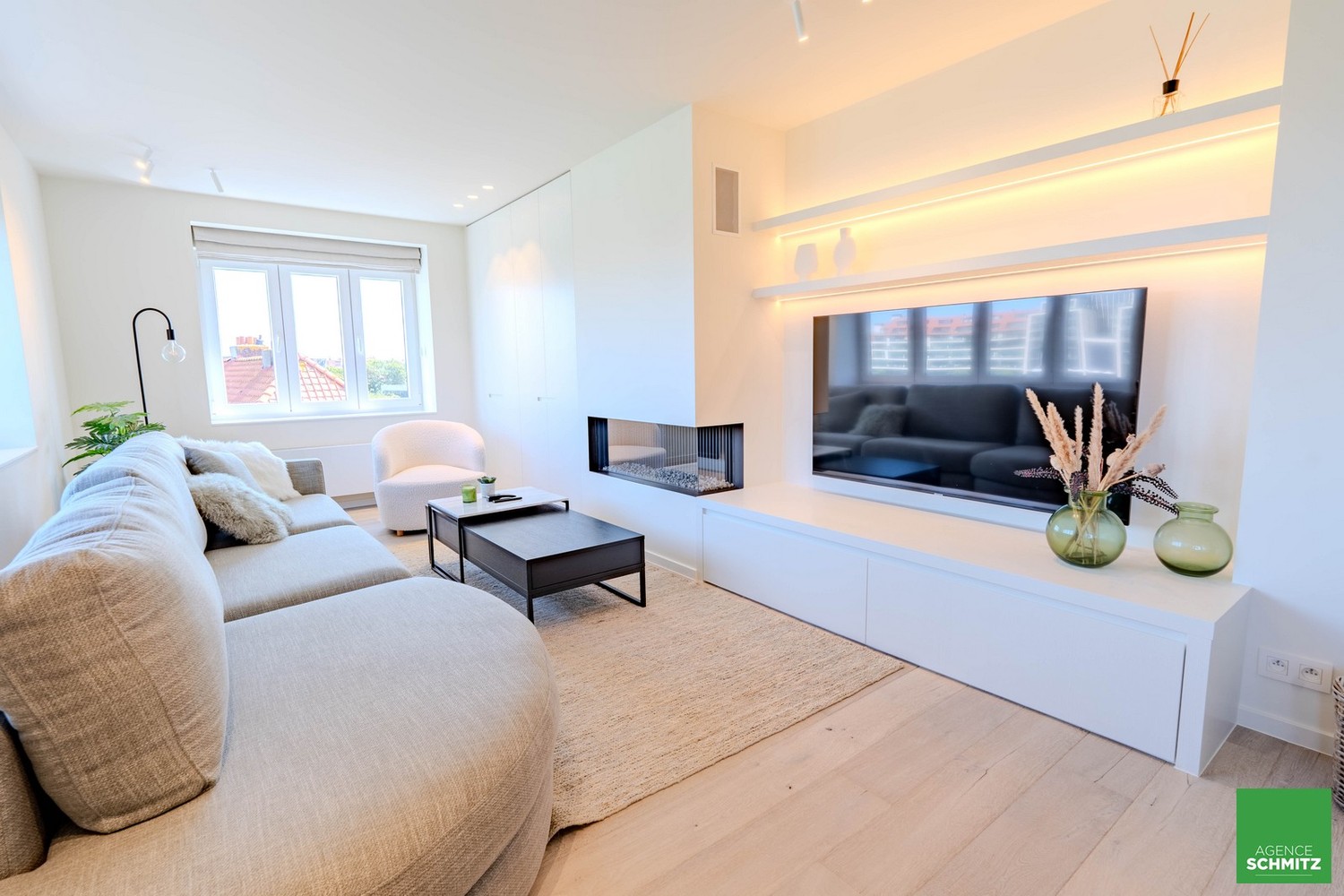 Volledig gerenoveerd appartement met 3 slaapkamers in een villa residentie met zicht op het Zegemeer + mog. GARAGE - foto 5