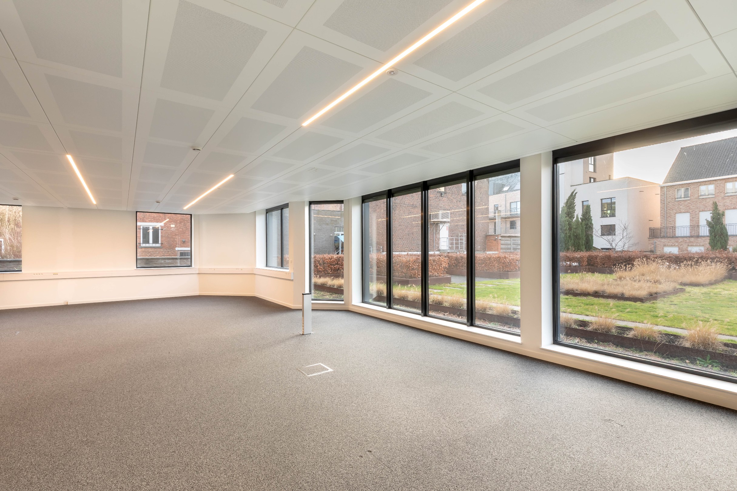 Commercial à louer à Louvain - photo 3