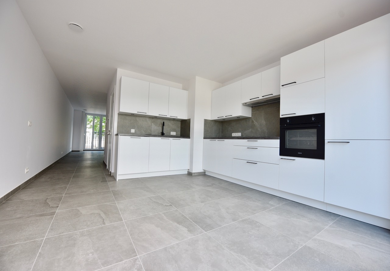 Appartement à louer à Eeklo avec 4 chambres - photo 4