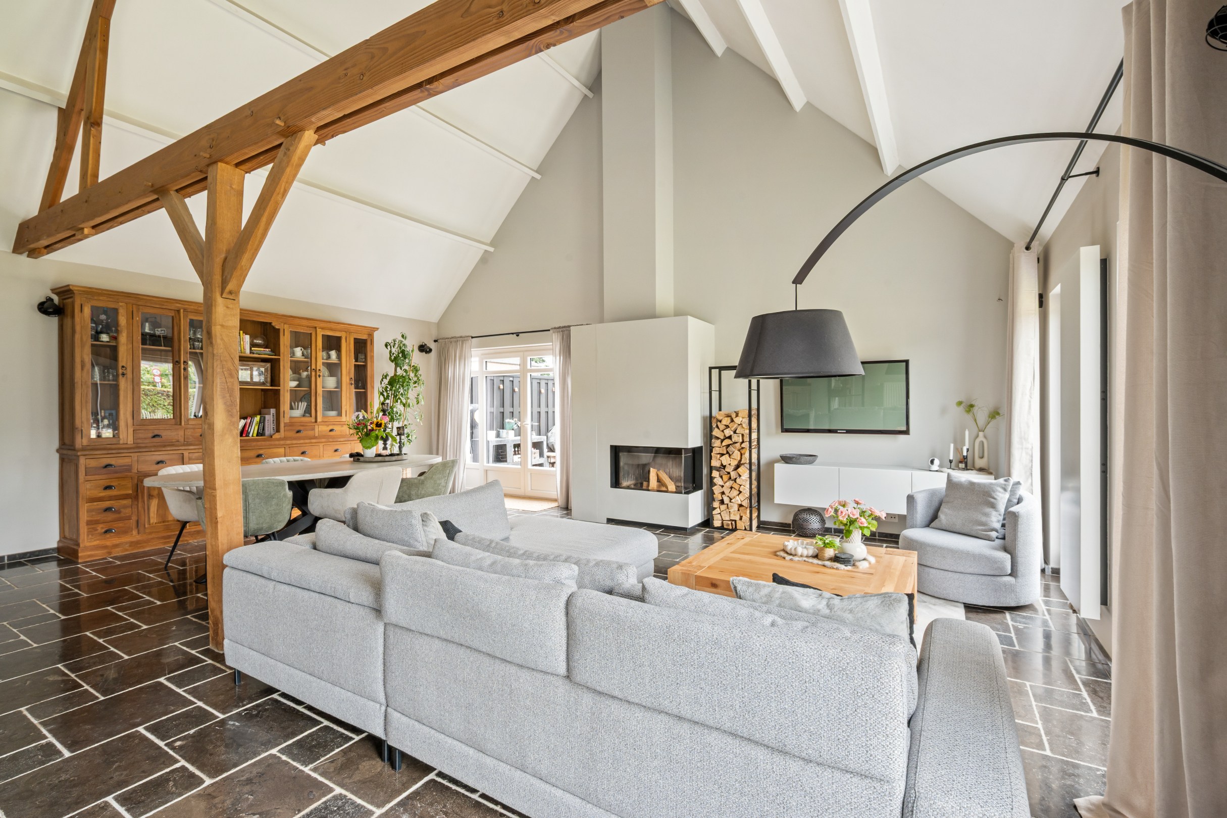 Instapklare, volledig gerenoveerde woning op perceel van ca.970m² te Hulshout! - foto 5