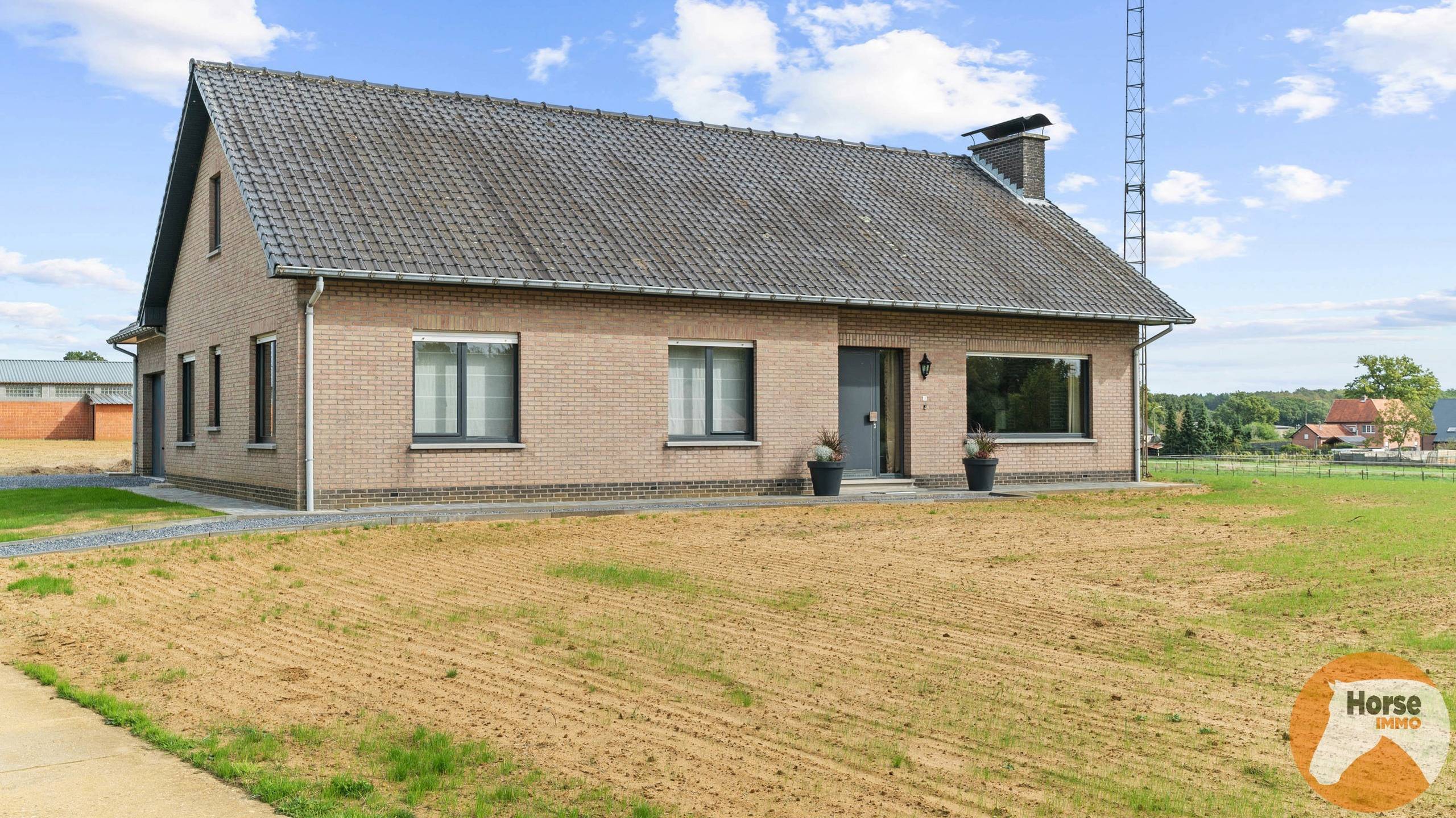 SCHAFFEN - Landbouwwoning op +/- 6,7 ha en paardenstalling - foto 5