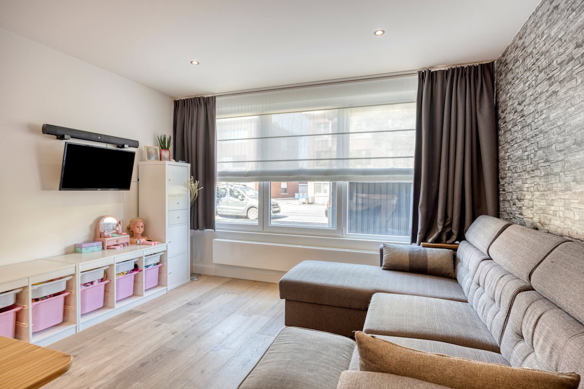 Gerenoveerd gelijkvloers appartement met tuin in Merksem - foto 4
