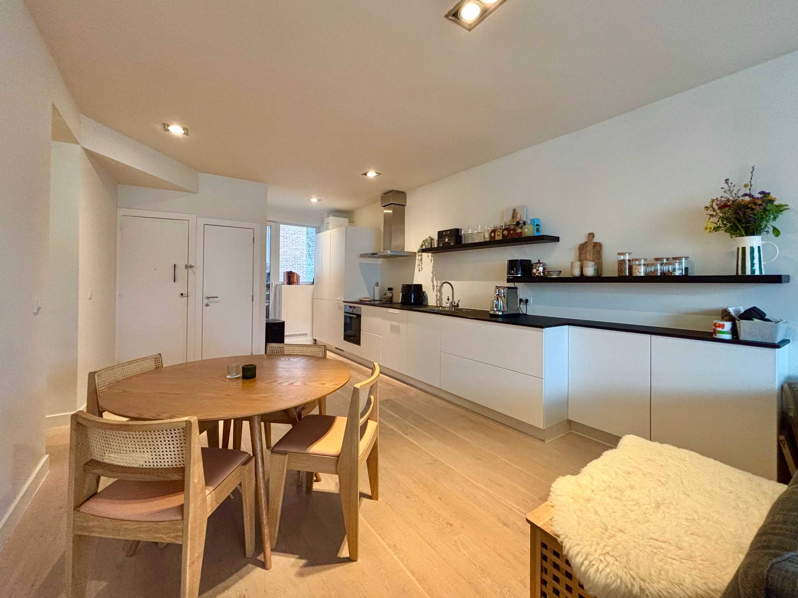 Apartment for sale in Antwerp with 2 bedrooms - photo 3