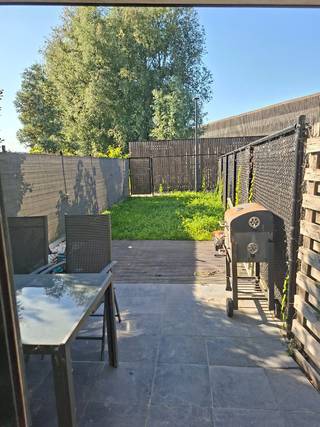 Woning te koop in Gent – €325.000📍 Limbastraat 68, 9000 GentMooie, ruime en lichtrijke woning te koop, volledig instapklaar en gelegen in een...