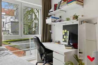 Welcome to Leuven! This cozy studio is located in the vibrant Tiensestraat, an area known not only for its lively atmosphere but also for...