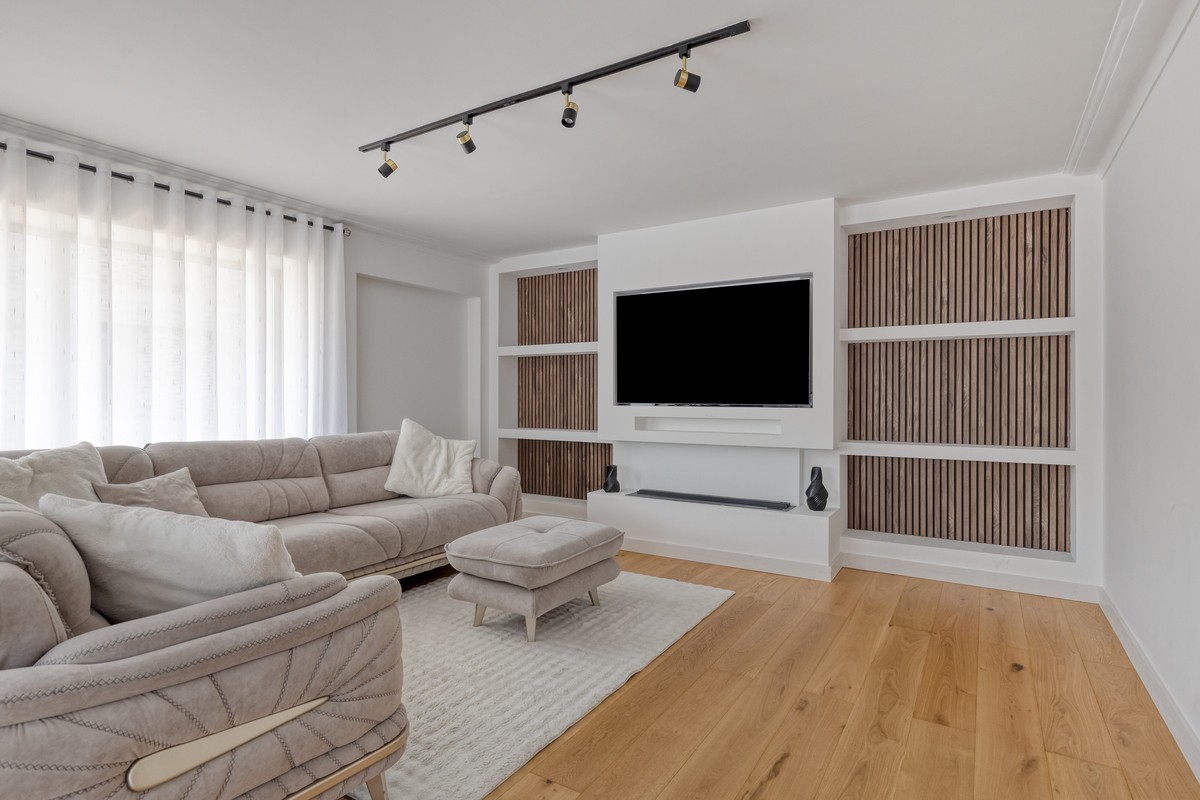 Uitzonderlijk appartement van 190 m², volledig gerenoveerd, in het centrum van Strombeek - foto 2