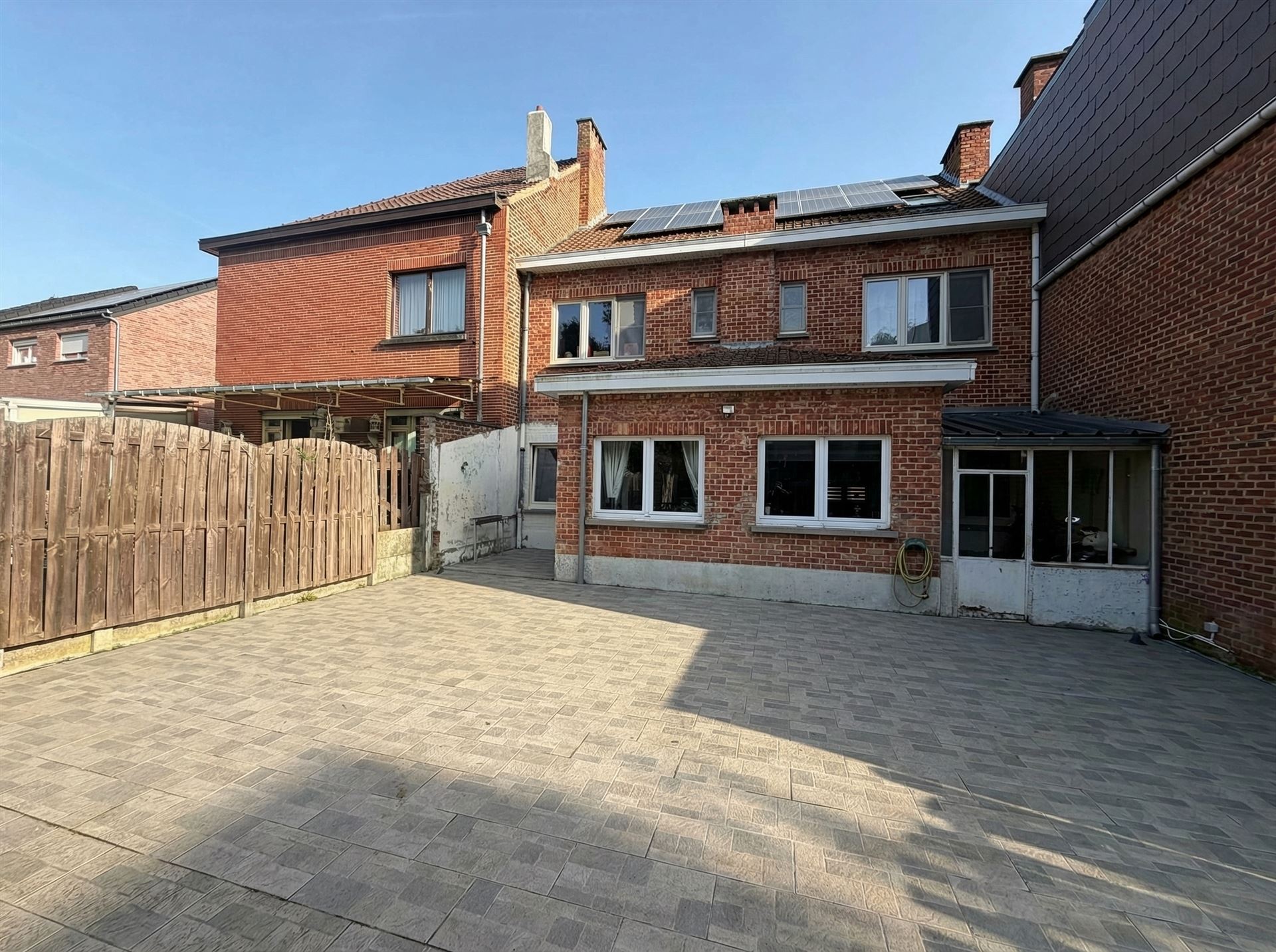 Huis te koop in Tubize met 5 slaapkamers - foto 1