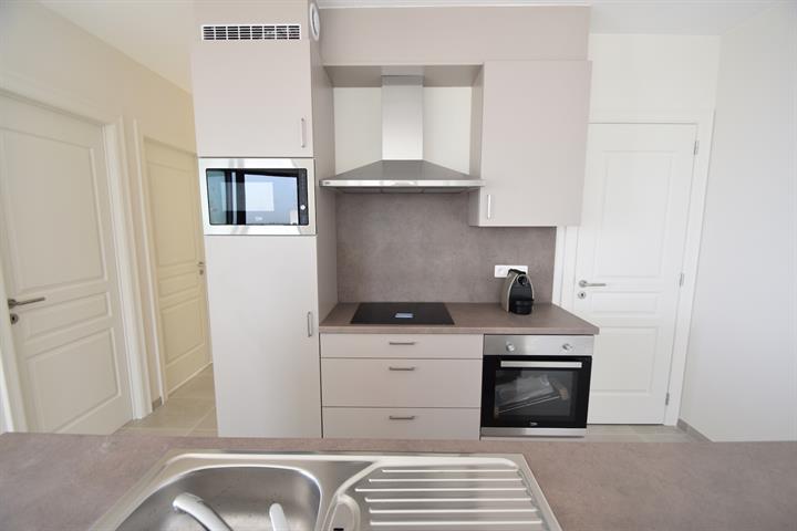 Appartement à louer à Anvers avec 3 chambres - photo 4