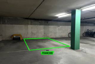 Garage for rent in Bruges