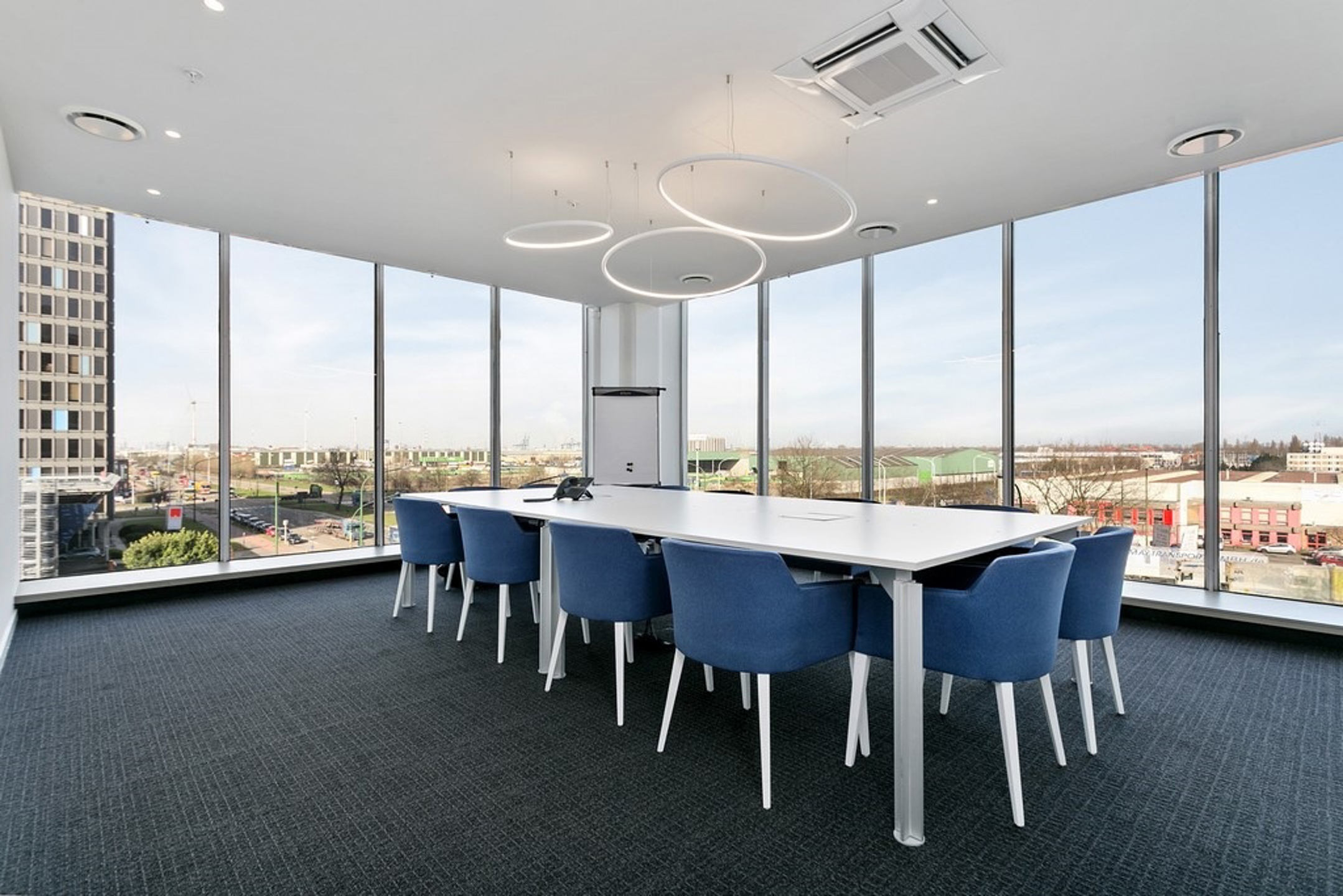 Commercial à louer à Anvers - photo 5