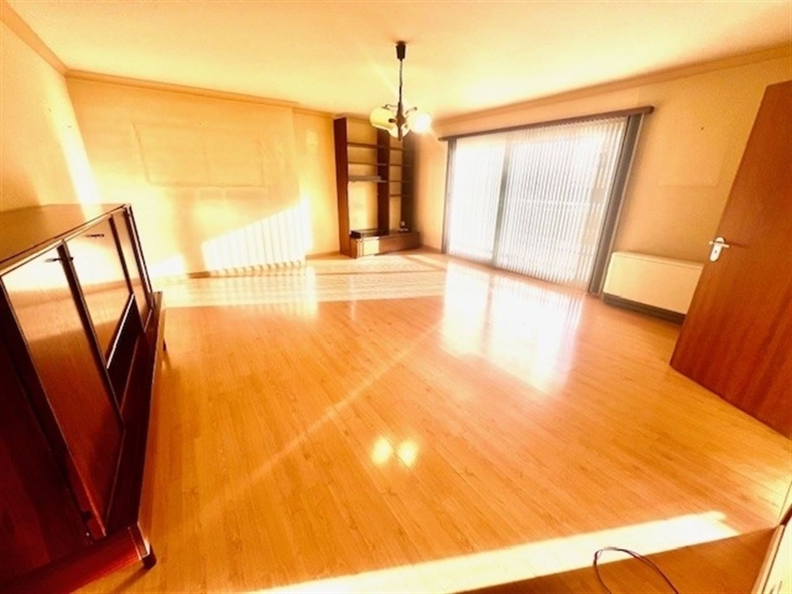 Centraal gelegen appartement met 2 slaapkmrs en autostaanplaats - foto 4