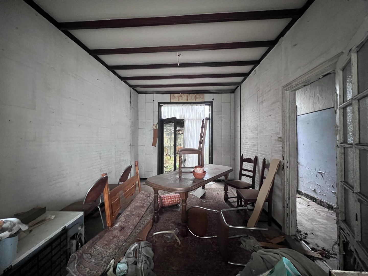 Te renoveren woning met drie slaapkamers te koop in Eeklo - foto 5