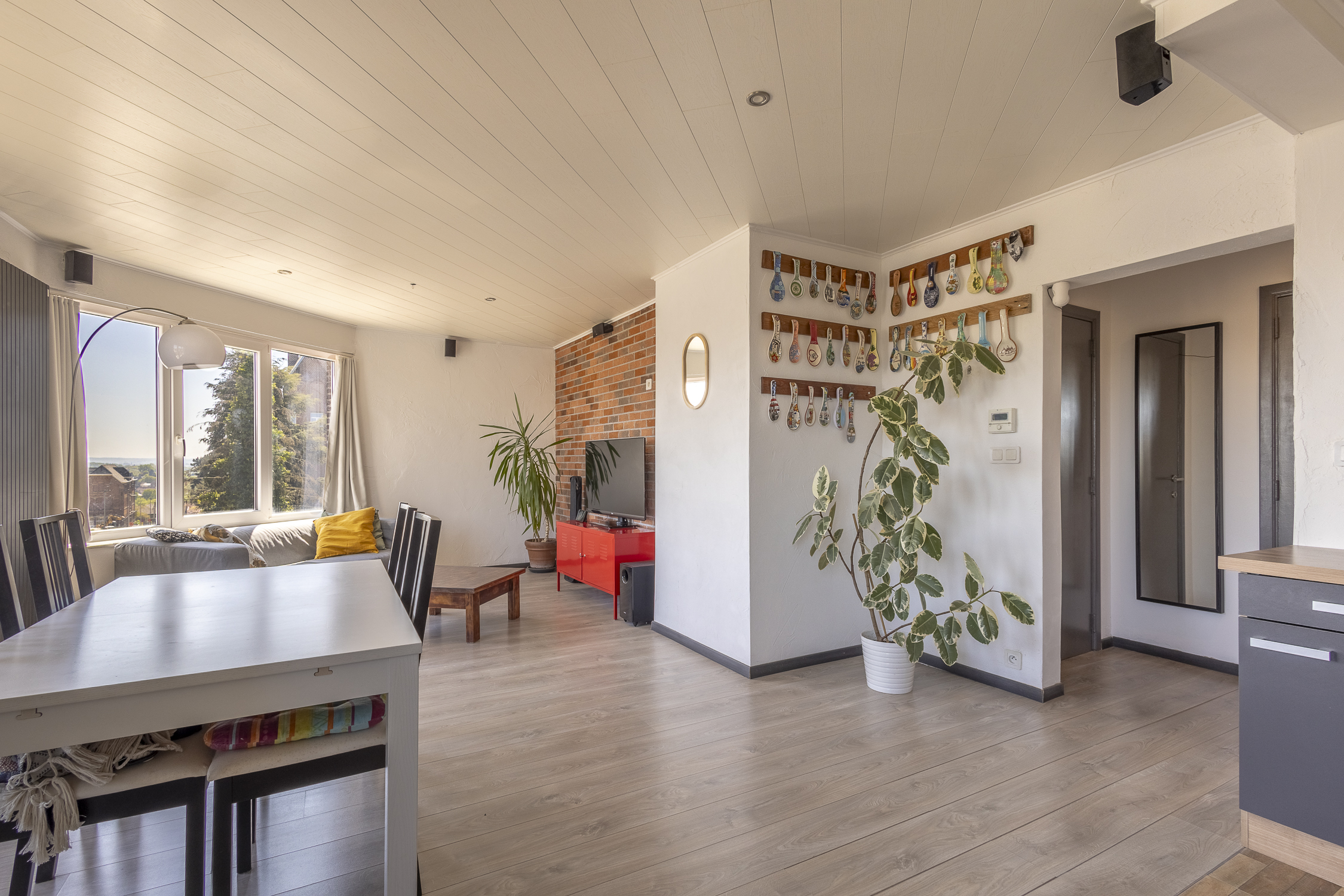 Instapklaar appartement met 2 slpks en garage te Dilbeek - foto 4