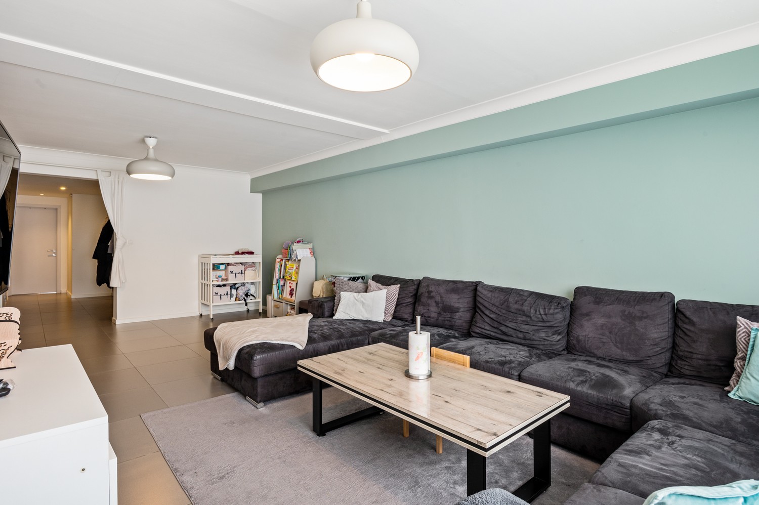 Gerenoveerd appartement met 2 slaapkamers te Deurne! - foto 3