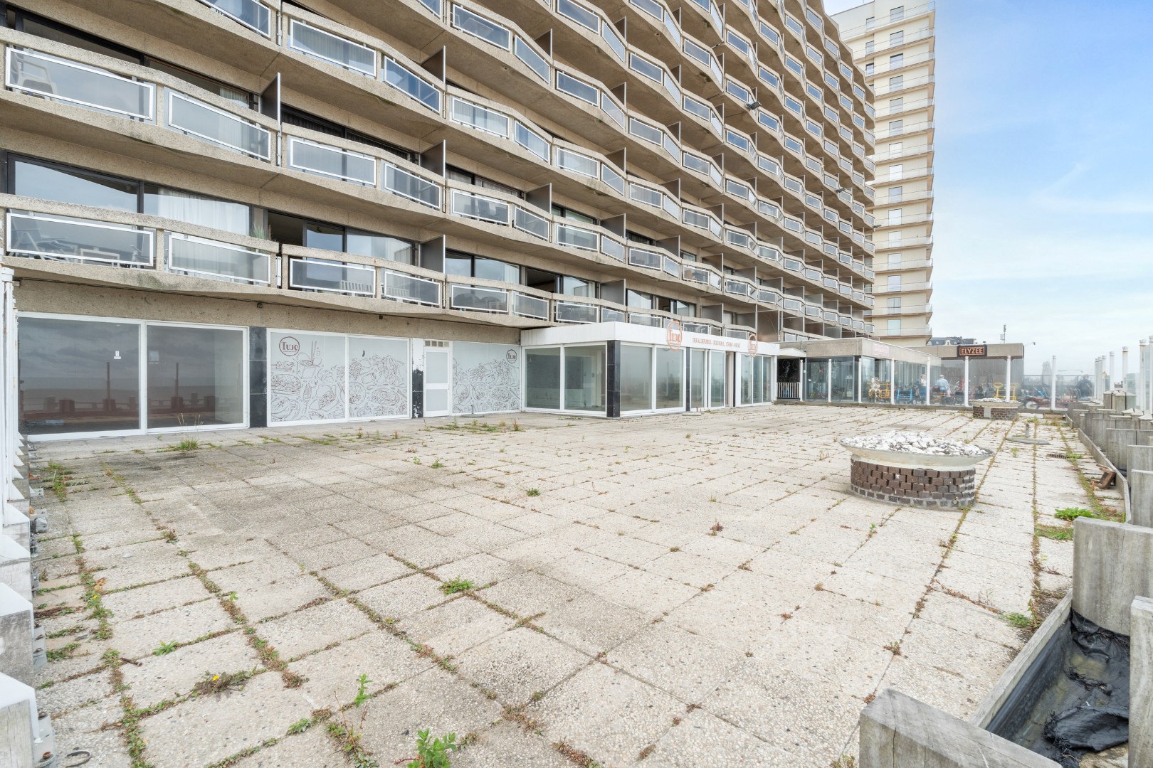 HANDELSPAND OP TOPLOCATIE MET GARAGE - foto 1