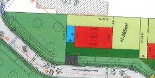 Deze grond gelegen in de verkaveling "Hanepoot" aan de Brouwerijstraat is de nog één van enige geschikt voor een open bebouwing.<br />De oriëntatie is ideaal doordat het zuidoost is gelegen en grenzend aan het groene bosje in wording.<br />De ideale plek om tot rust te komen met uw gezin.<br /><br />De prijs van de grond is inclusief infrastructuurwerken en Registratierechten <br />Voor inlichtingen bellen naar Conny 0498/696563<br />Info@flameestate.be