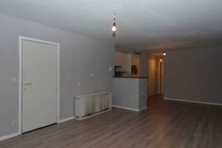 Dit compacte, budgetvriendelijke en asbestveilige gelijkvloers appartement van 57 m² vormt de ideale uitvalsbasis in het hart van Essen...