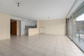 [[ DIT PAND NEEMT DEEL AAN DE ERA OPEN HUIZEN DAG OP 6/12 VAN 13:00 TOT 14:00 ]]Te koop: praktisch appartement in Hoboken, gelegen in een rustige...