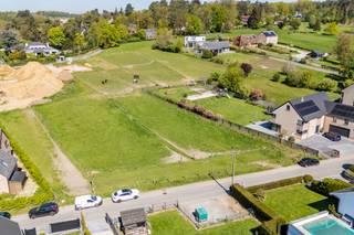 Situé rue de la Vallée, à Chaumont-Gistoux, ce beau terrain à bâtir de 16 ares 11 ca vous offre la possibilité de construire la maison de vos...