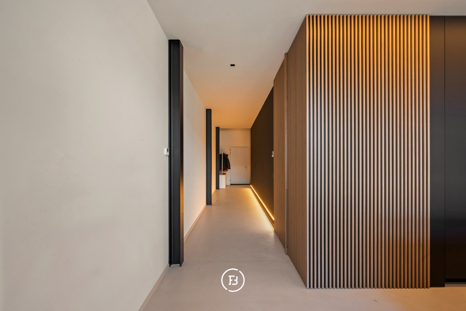 Unique loft with character, space, and maritime history. - photo 3