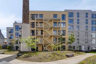 COMFORTABELE STUDIO MET TERRAS Residentie John Martin is gelegen in de Tulpstraat/Klamperstraat te 2060 Antwerpen. De naam van de residentie is een...