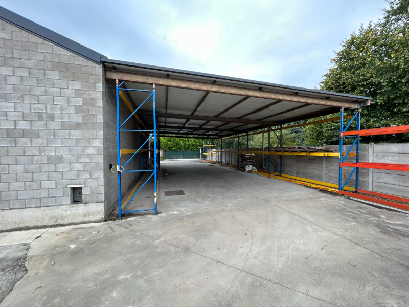 Goed gelegen magazijn met buitenopslag, overdekte opslagruimte en kantoor - photo 4