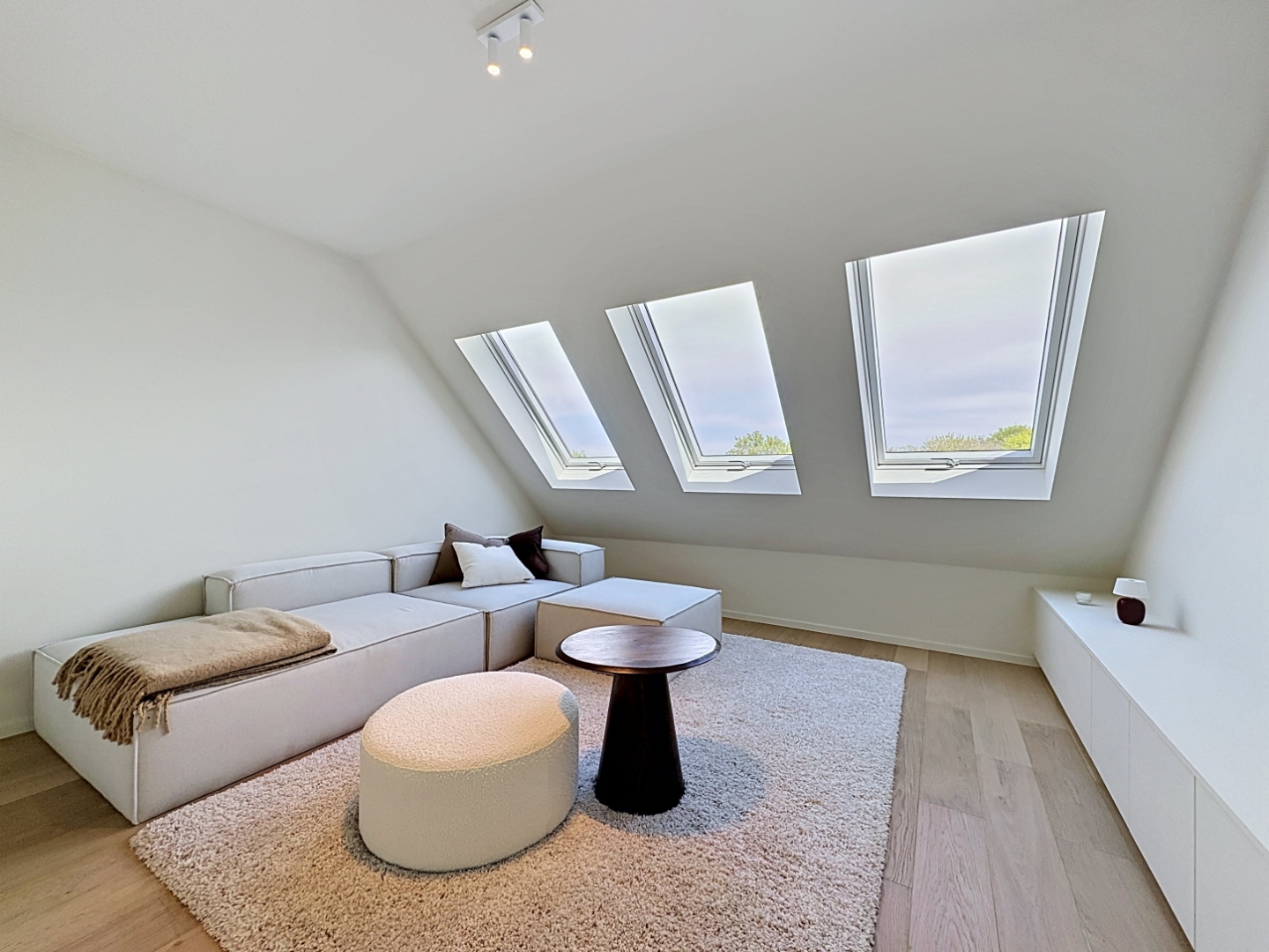 Ruim hoekappartement te Sint-Idesbald. - photo 5