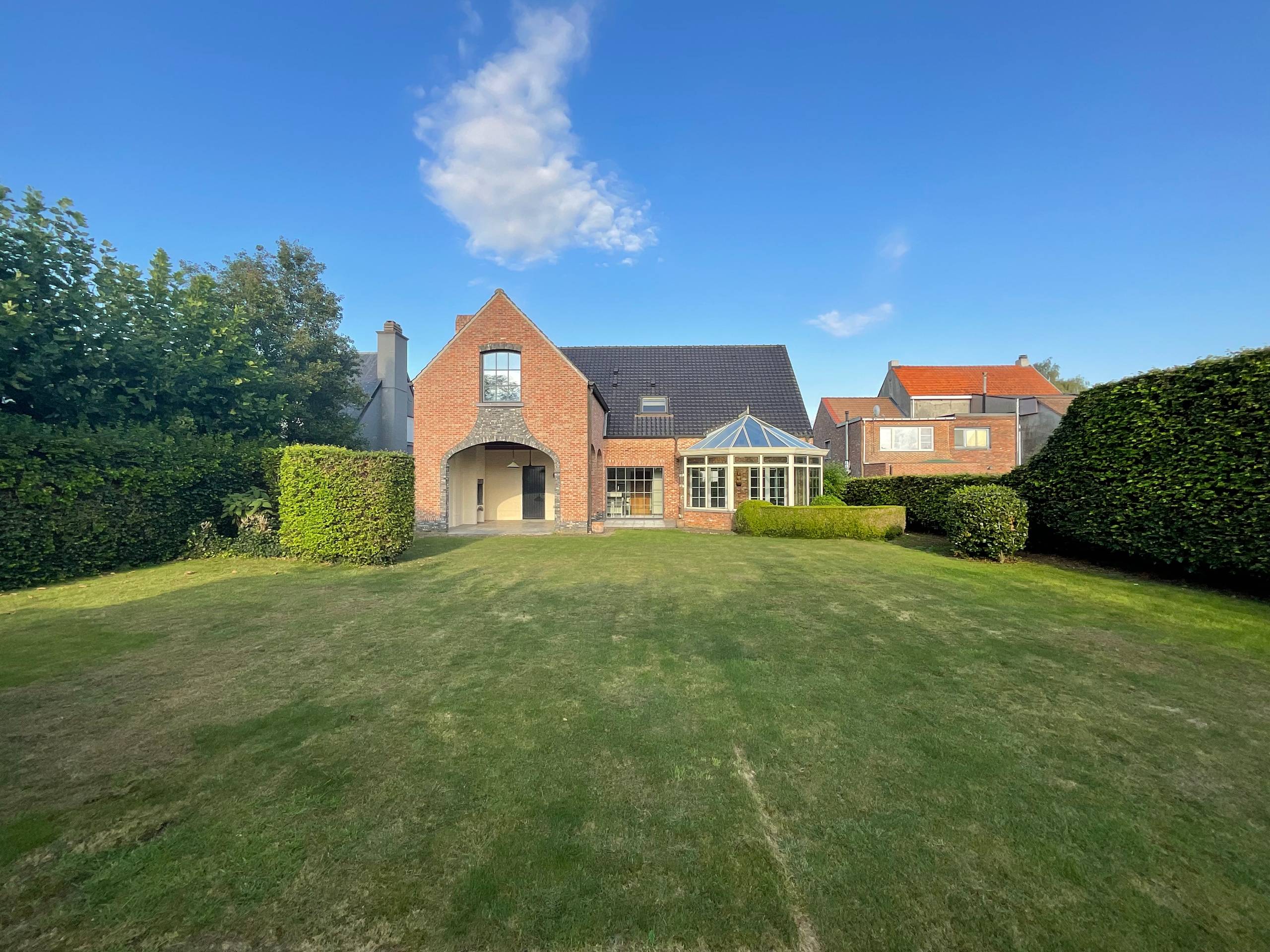 Prachtige villa met grote tuin en open zicht in Emblem - foto 3